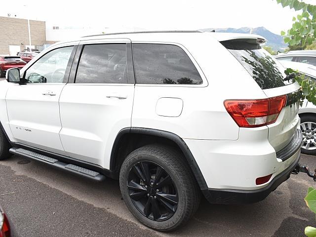 2013 Jeep Grand Cherokee Laredo photo 3