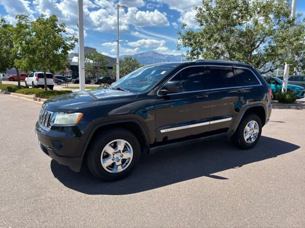 Used 2012 Jeep Grand Cherokee Laredo 4x4 SUV