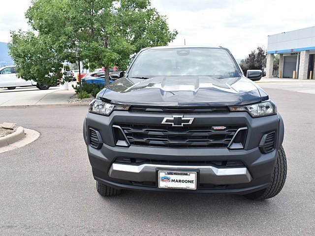 2026 Chevrolet Colorado Trail Boss photo 2