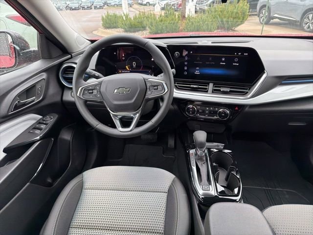 2026 Chevrolet Trax LT - Photo 9