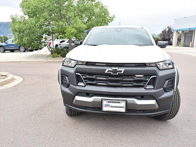 2026 Chevrolet Colorado Trail Boss photo 2