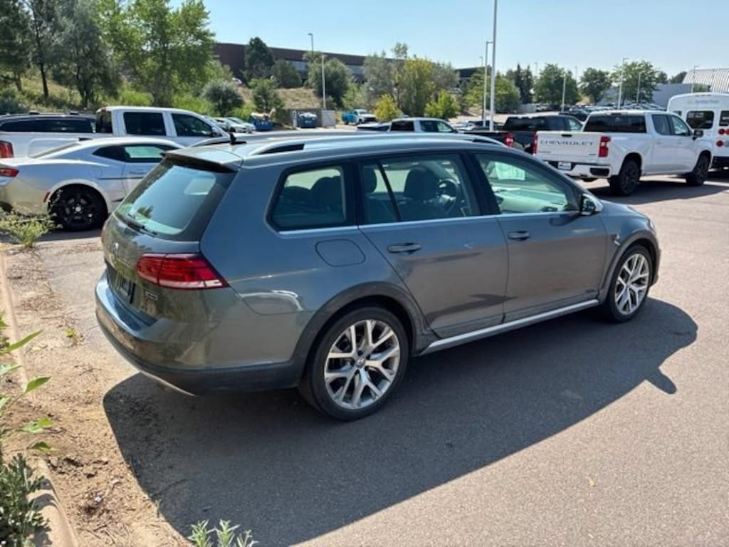 Used 2019 Volkswagen Golf Alltrack TSI S 4MOTION Wagon