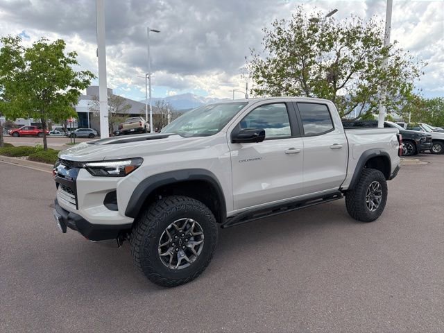 2026 Chevrolet Colorado ZR2 - Photo 3
