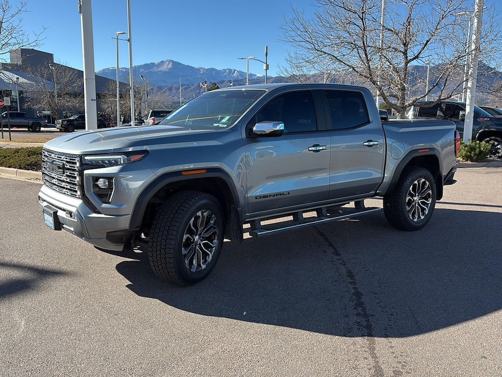 Used 2024 GMC Canyon Denali Truck Crew Cab