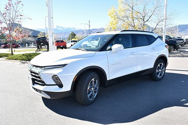 2025 Chevrolet Blazer 3LT photo 3