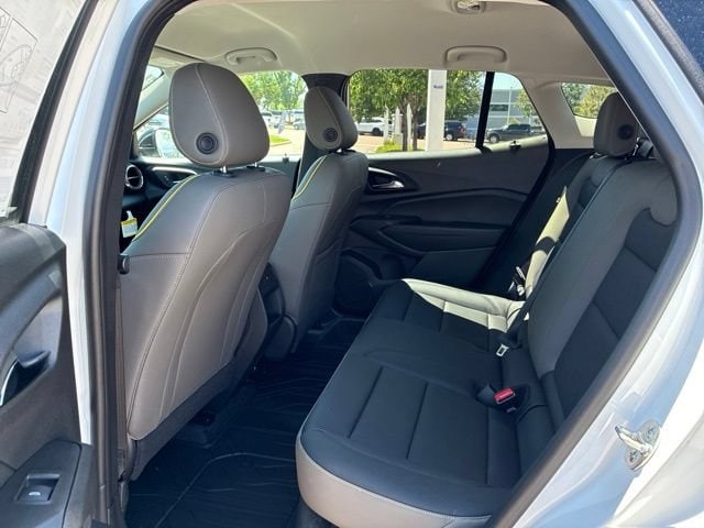 2026 Chevrolet Trax Activ - Photo 8