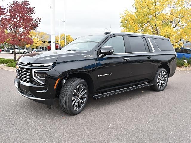 2026 Chevrolet Suburban High Country photo 3