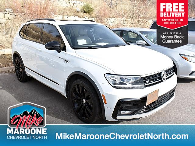 2020 Volkswagen Tiguan SE R-LINE BLACK's photo