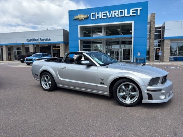 2009 Ford Mustang GT Deluxe's photo