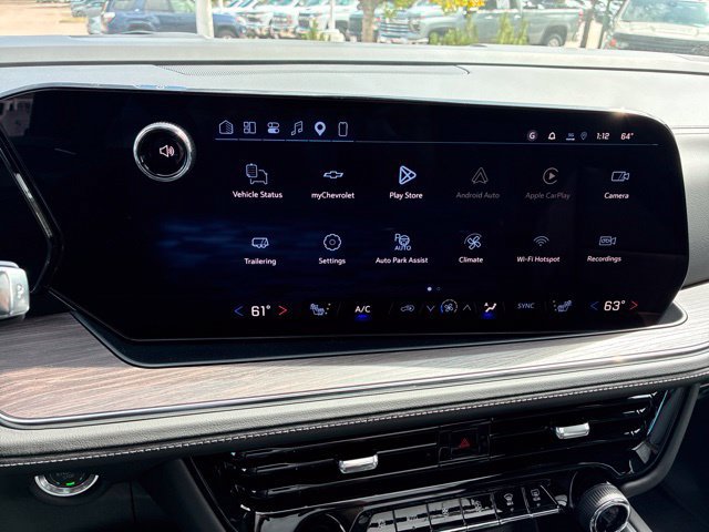 2027 Chevrolet Suburban Z71 - Photo 11