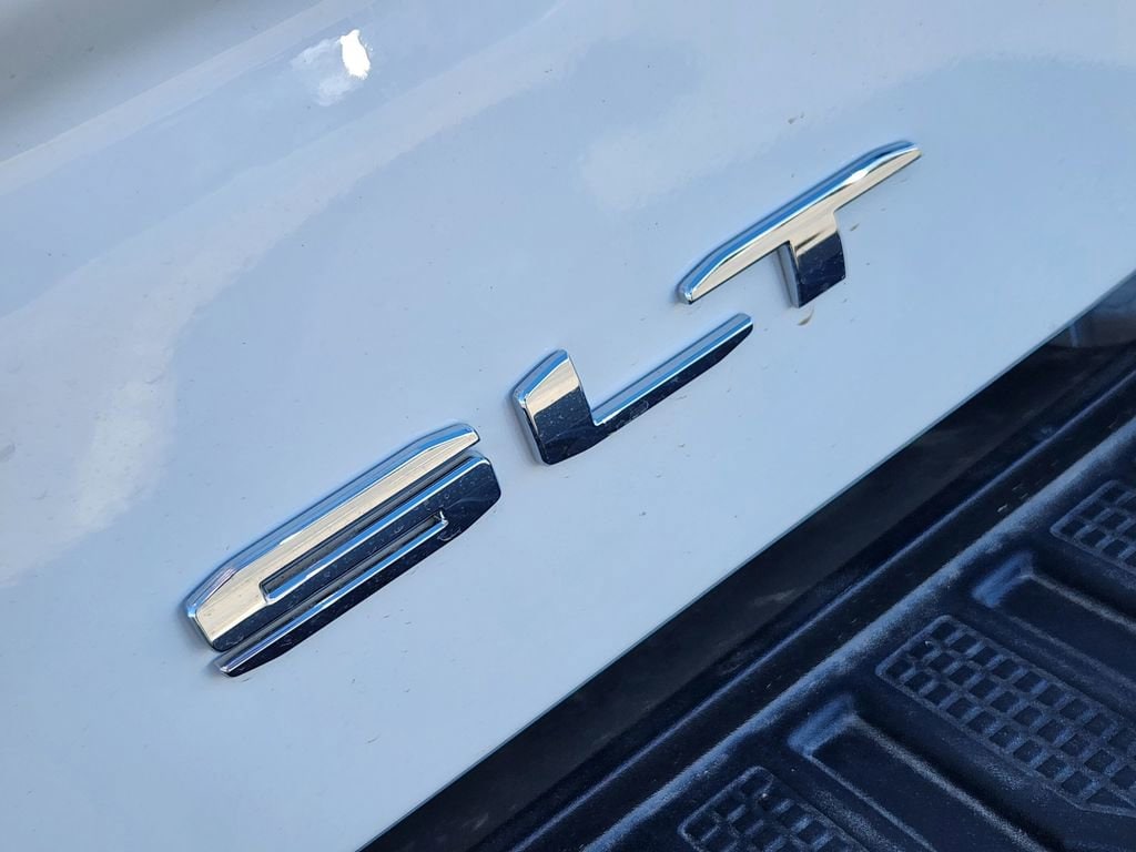 2026 GMC Sierra 1500 SLT - Photo 7