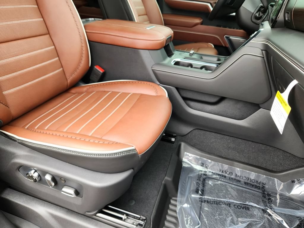 2026 GMC Sierra 2500HD Denali Ultimate - Photo 15