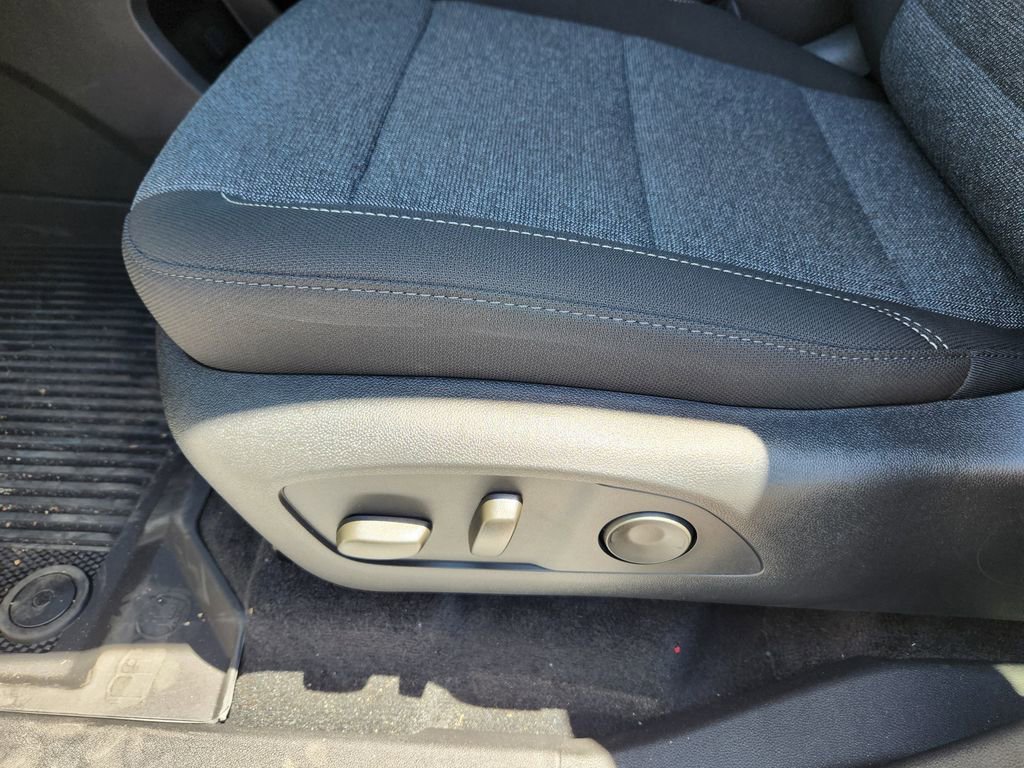 2025 GMC Acadia Elevation - Photo 18