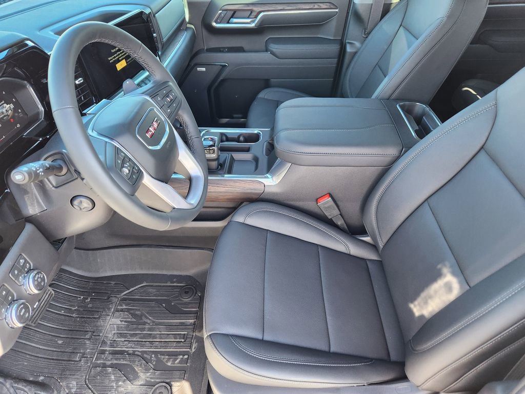 2026 GMC Sierra 1500 SLT - Photo 9