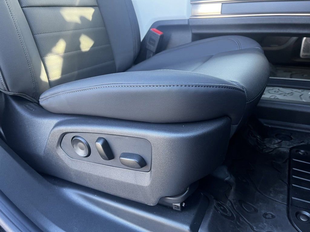 2025 GMC HUMMER EV 3X - Photo 37