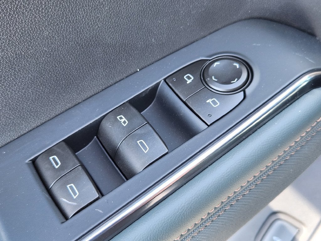2026 GMC Acadia AT4 - Photo 15