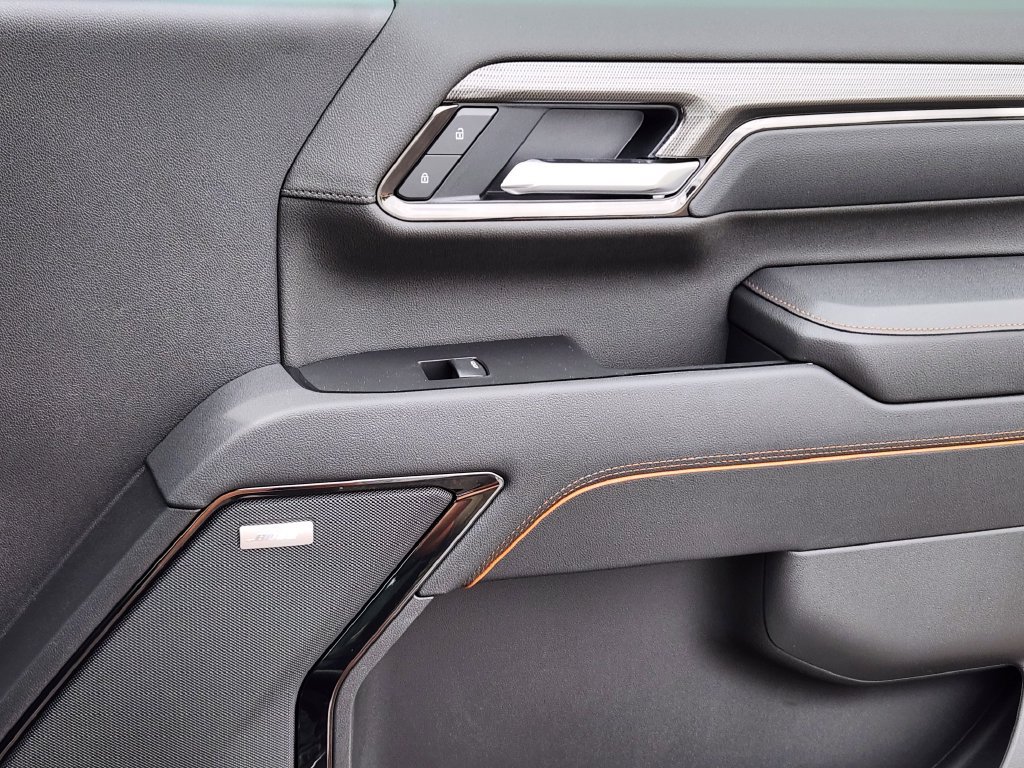 2026 GMC Sierra 2500HD AT4 - Photo 14