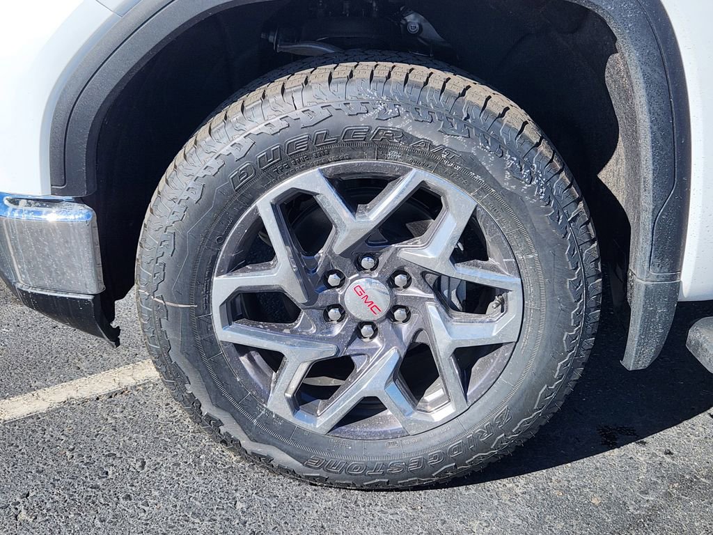 2026 GMC Sierra 1500 SLT - Photo 6