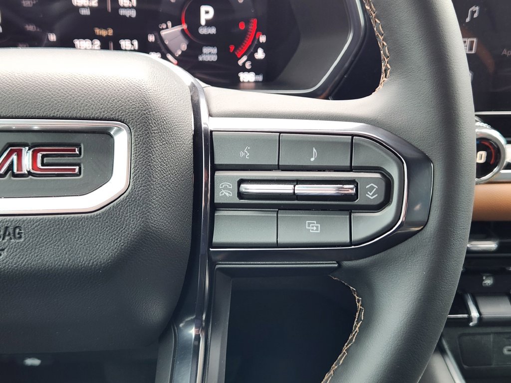2026 GMC Canyon AT4 - Photo 16