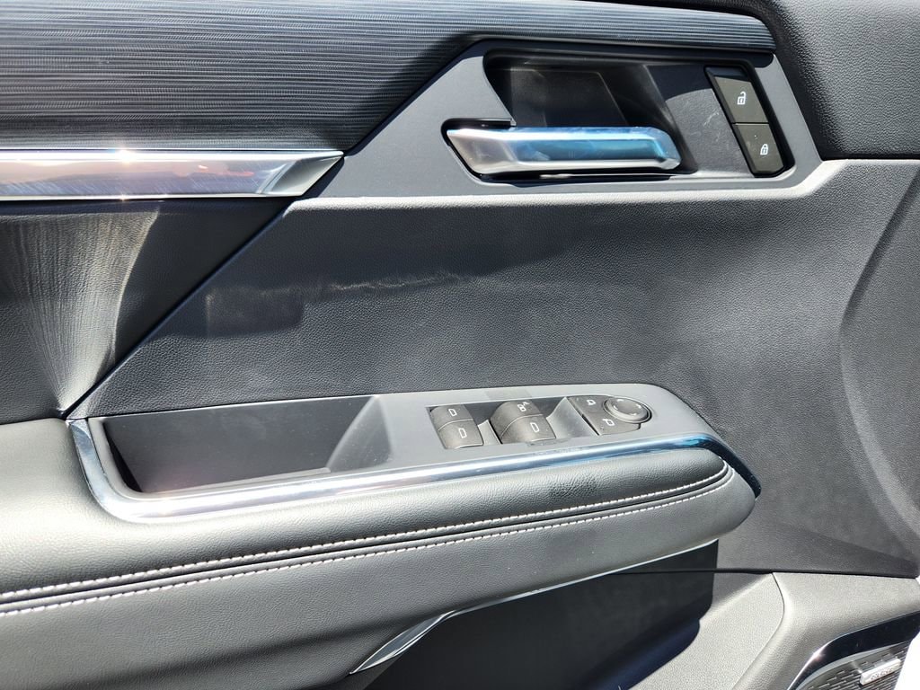 2025 GMC Acadia Elevation - Photo 17