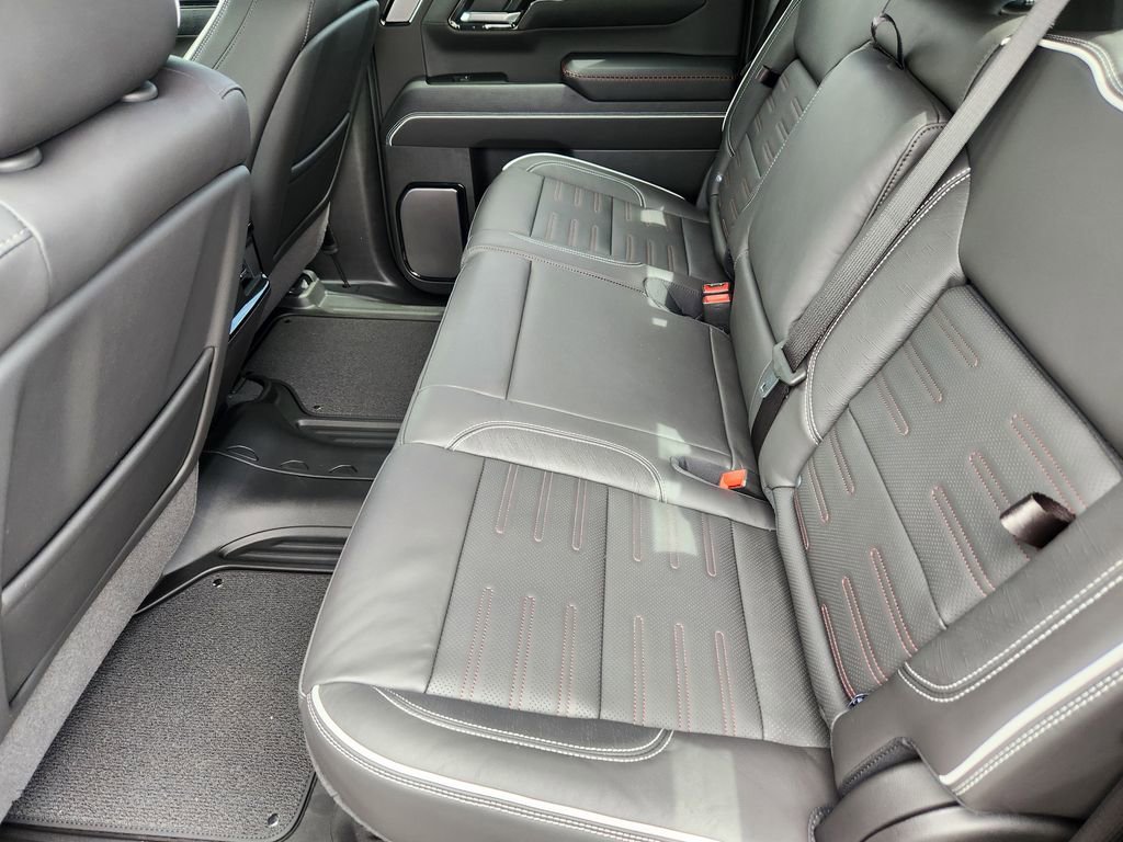 2026 GMC Sierra 1500 AT4X - Photo 9