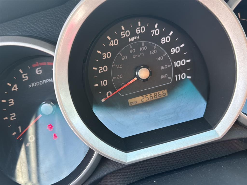 2009 Toyota 4Runner SR5 photo 4