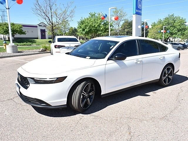 2025 Honda Accord Hybrid Sport photo 3