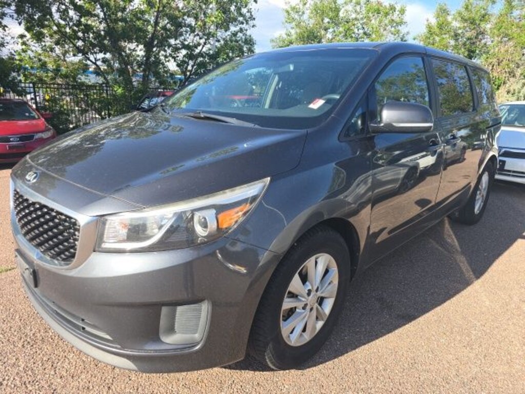 Used 2017 Kia Sedona LX Van Passenger Van