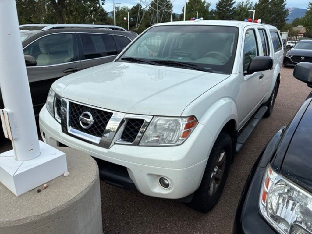 Used 2013 Nissan Frontier SV Truck Crew Cab