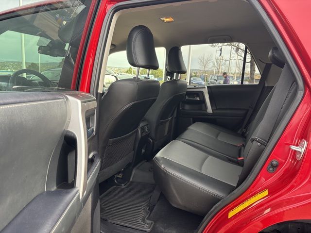 2021 Toyota 4Runner SR5 Premium - Photo 22