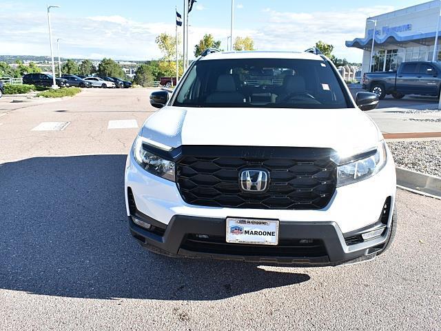 2022 Honda Passport Elite photo 2