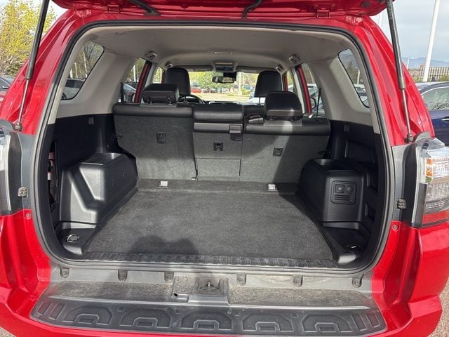 2021 Toyota 4Runner SR5 Premium - Photo 28