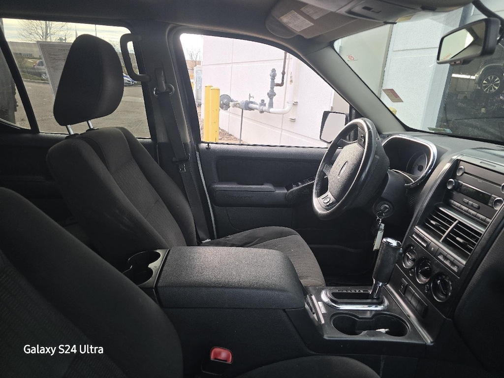 Used 2009 Ford Explorer Sport Trac XLT SUV