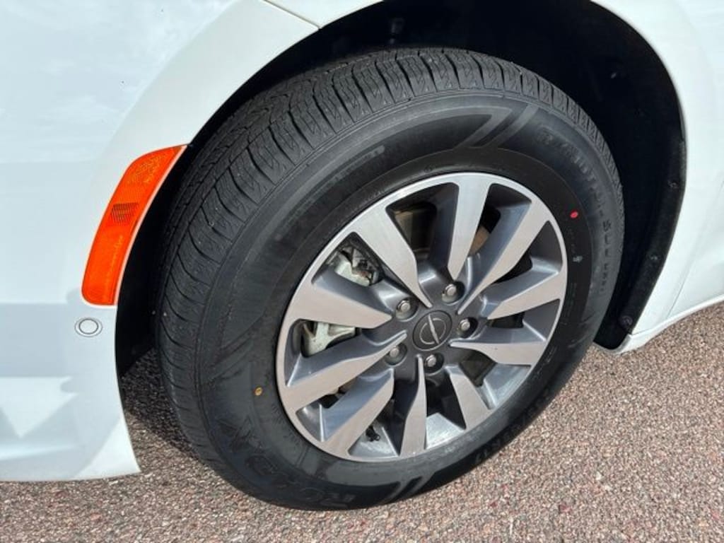 Used 2021 Chrysler Pacifica Hybrid Touring L Van Passenger Van
