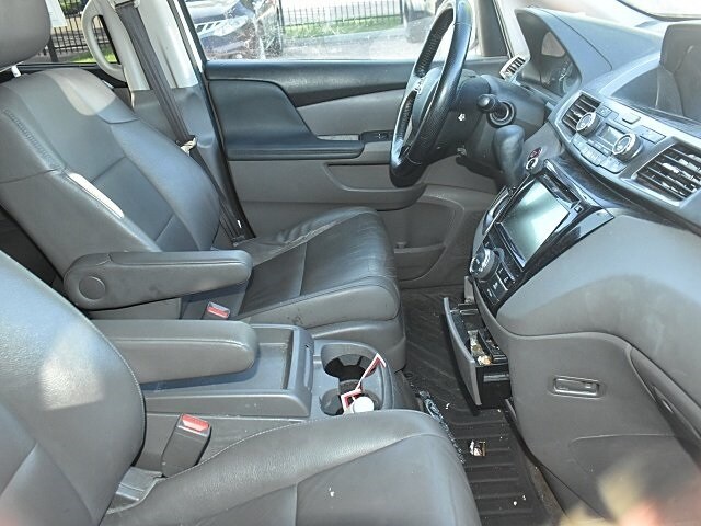 2015 Honda Odyssey EX-L photo 4