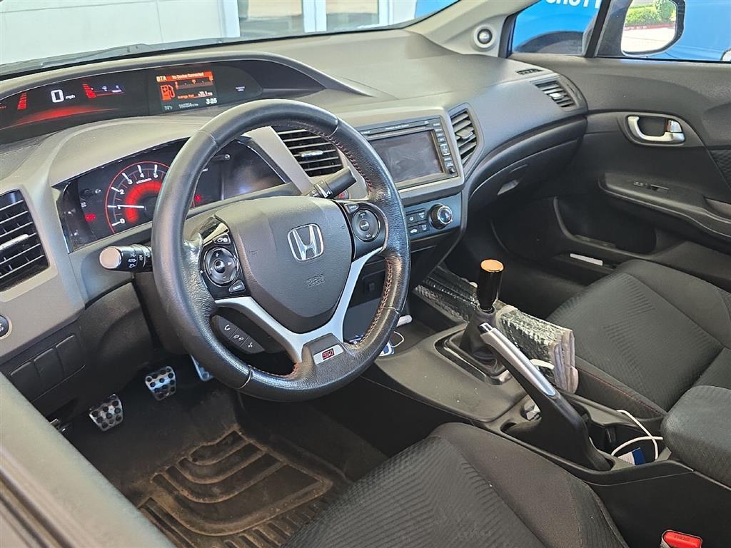 2012 Honda Civic Si photo 2
