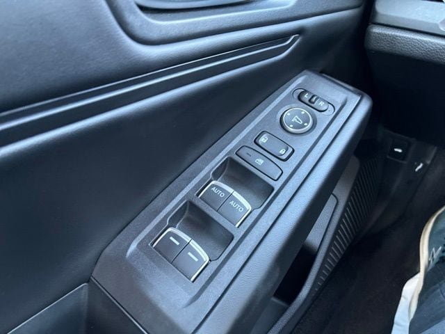 2024 Honda Accord EX - Photo 30