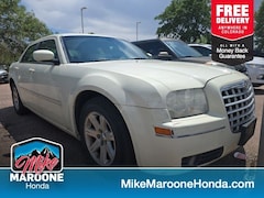 2006 Chrysler 300 Touring TOW-Away Sedan