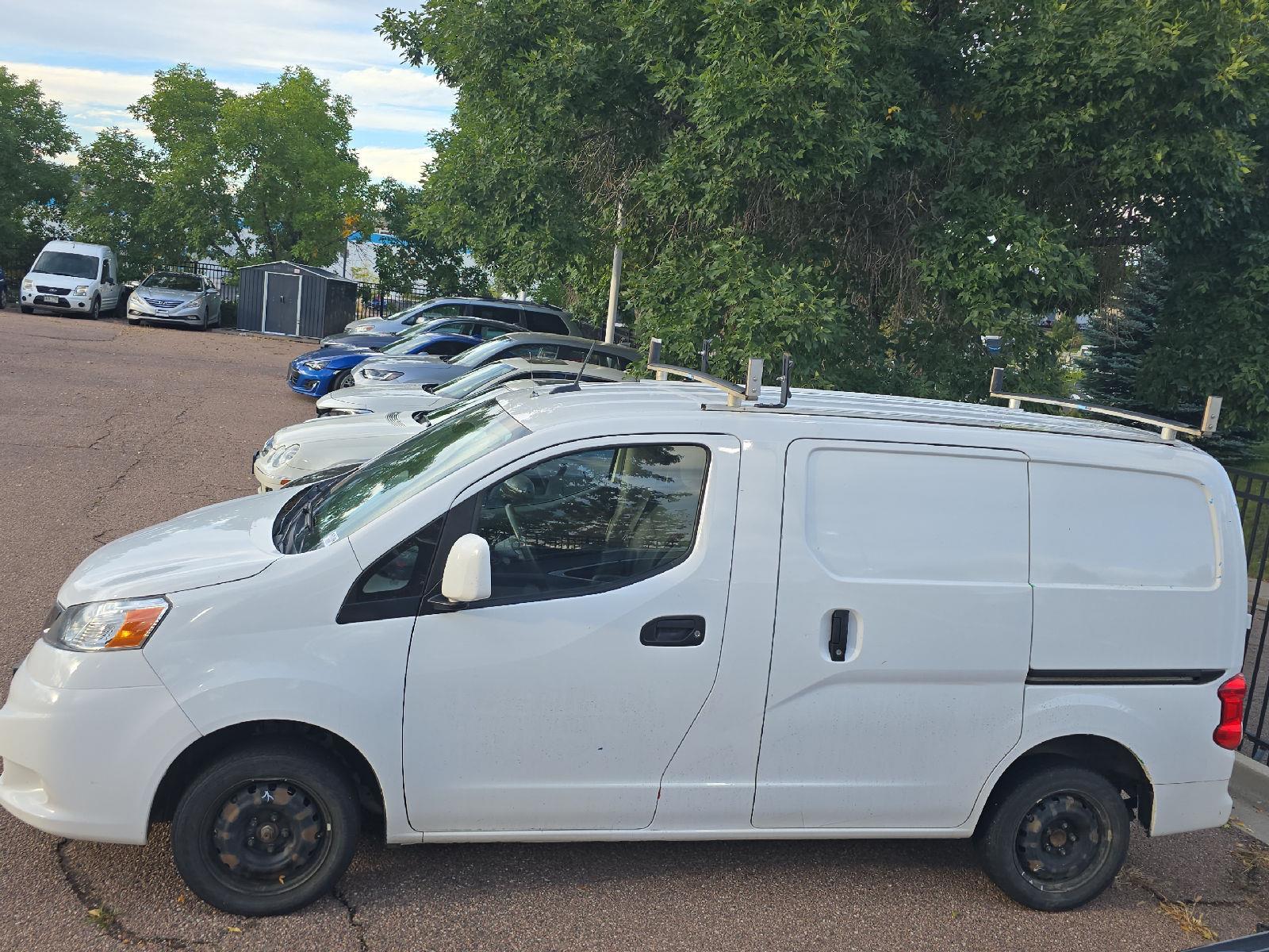 2018 Nissan NV200 SV photo 4