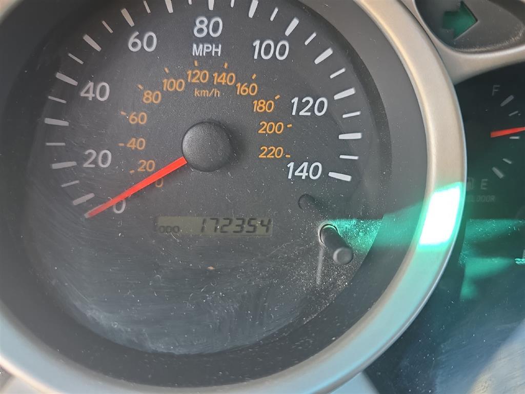 2005 Toyota Highlander Limited photo 2