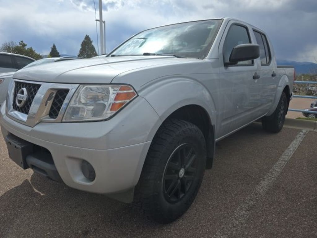 Used 2019 Nissan Frontier SV Truck Crew Cab