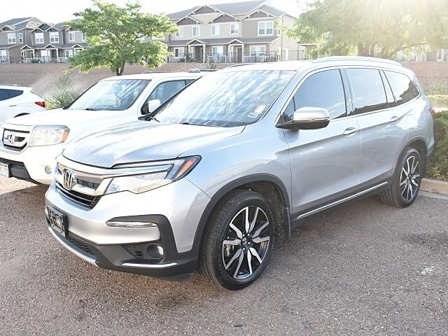 2022 Honda Pilot Touring photo 3