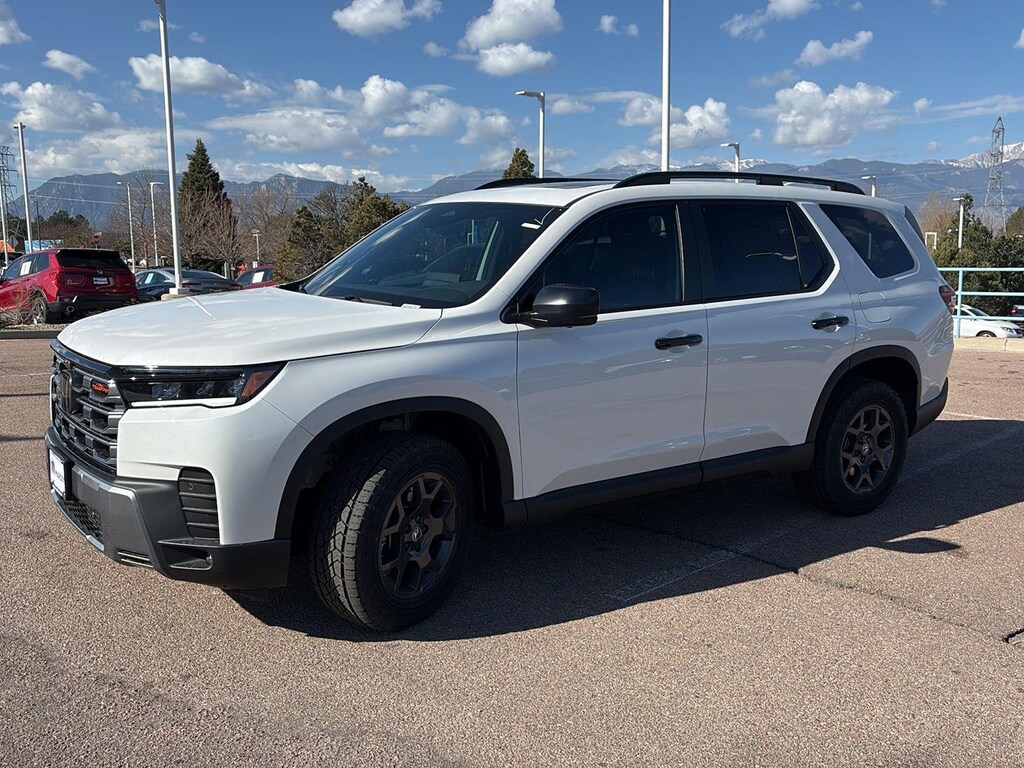 New 2026 Honda Pilot TrailSport SUV