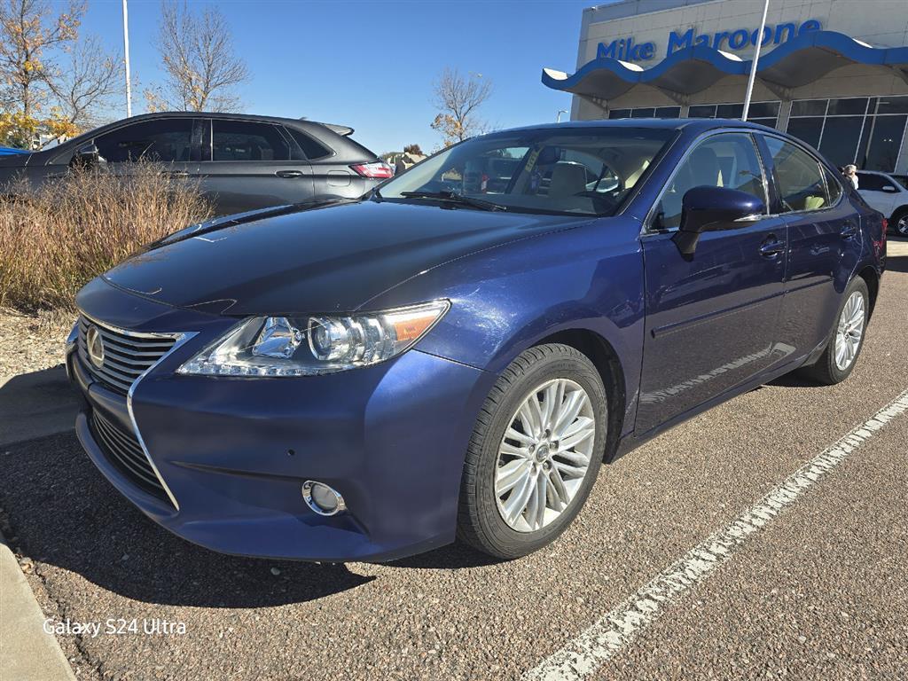 2015 Lexus ES 350 photo 3