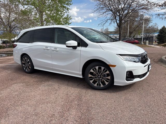 2026 Honda Odyssey Elite's photo
