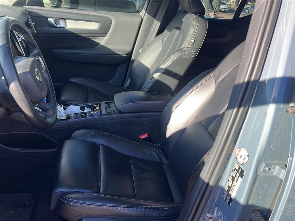 Used 2023 Volvo XC40 Plus Bright Theme SUV