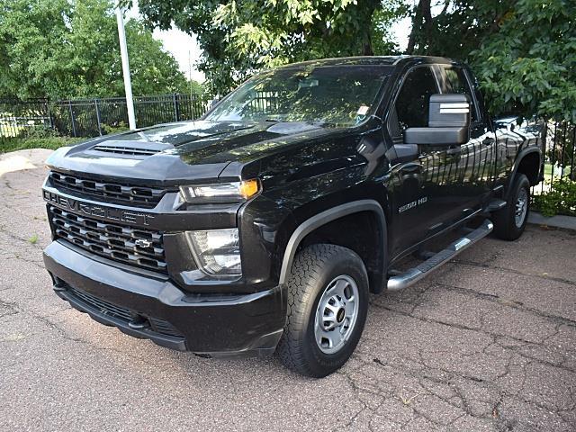 2021 Chevrolet Silverado 2500HD Custom photo 3