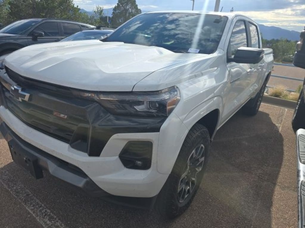 Used 2024 Chevrolet Colorado Z71 Truck Crew Cab