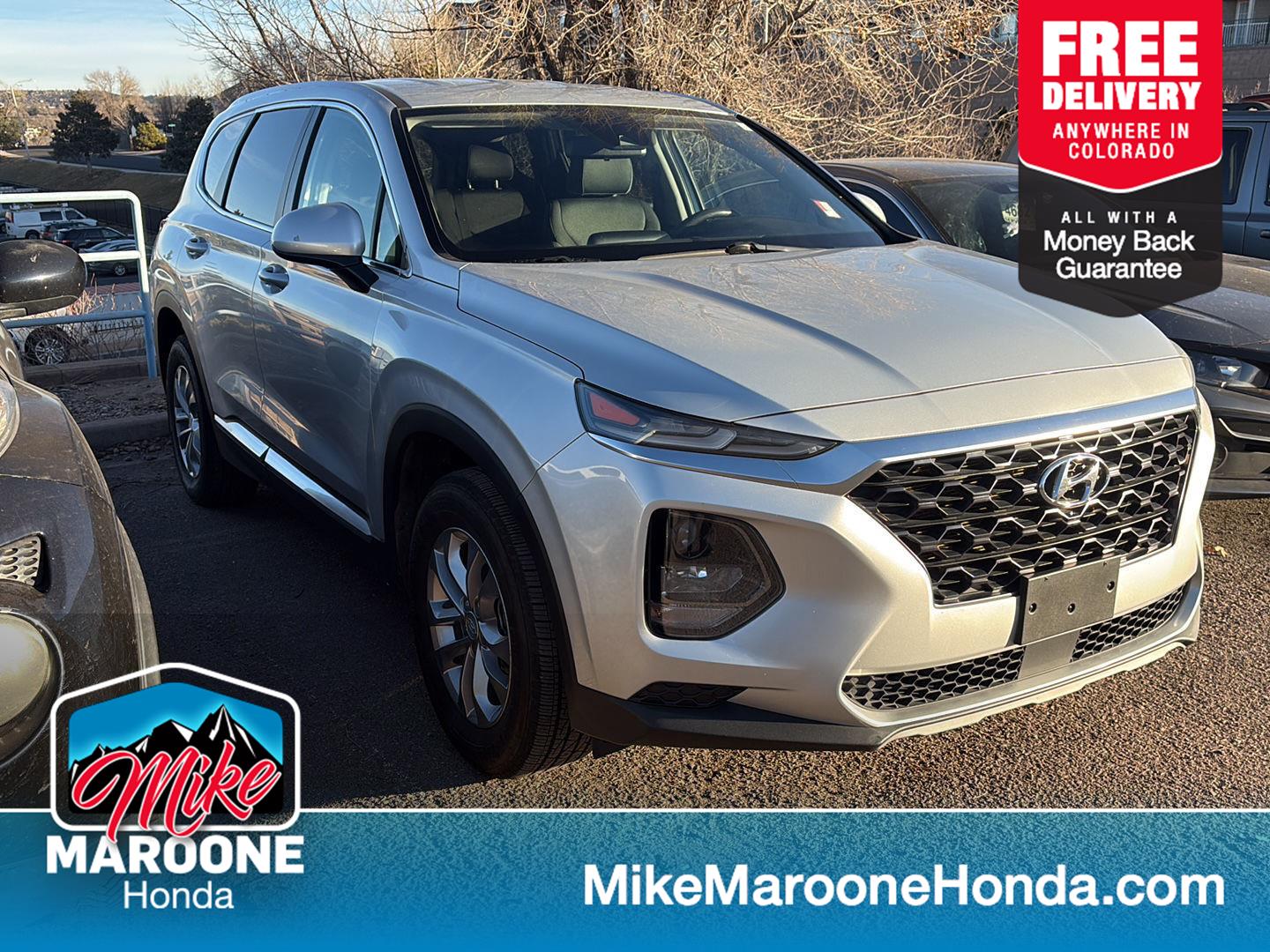 2019 Hyundai Santa Fe SE's photo