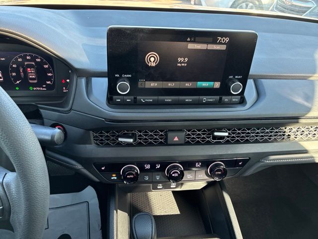 2024 Honda Accord EX - Photo 29